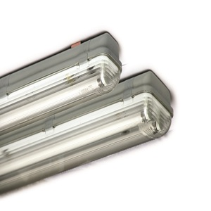 Đèn chống thấm loại IP 65 chụp PS (SPW)